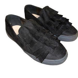 Journee Collection Glint Women’s Ruffle Slip On Shoes Black Suede Size 6.5